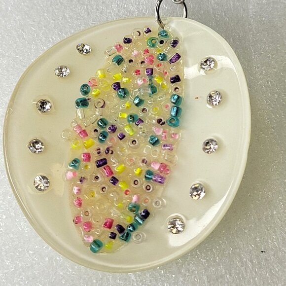 Creamy White Large Earrings with multicolored Beads and Crystal Fashion Stones - Picture 3 of 14